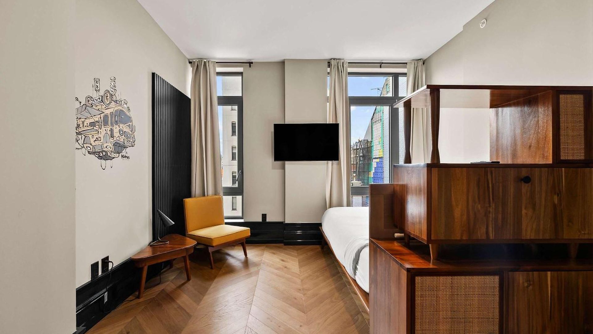 Freeman 301 By Rove Travel - With Shared Amenities * New York