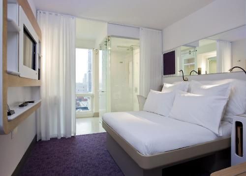 Yotel *