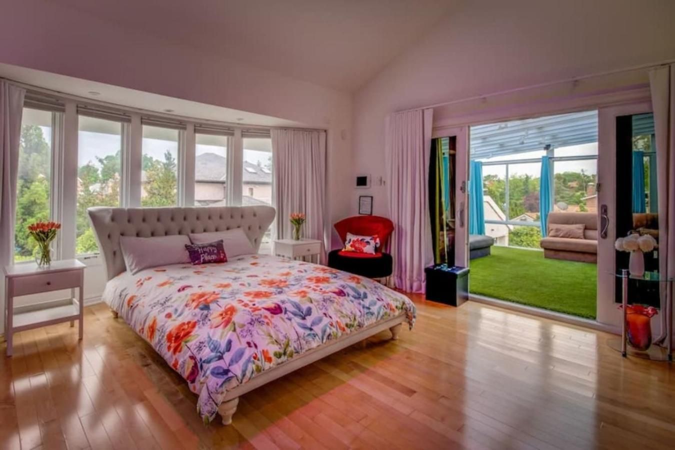 Holiday home Bayside Queens 6br Gated With Private Heated Pool Game And Water Views *