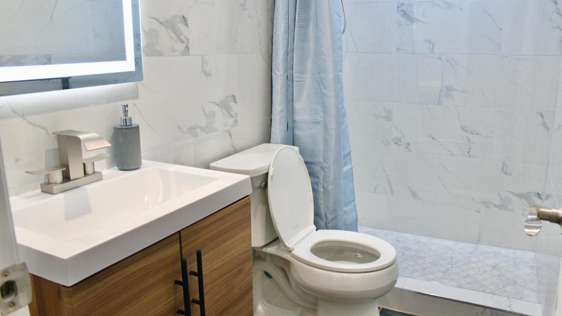 Minutes From Manhattan 2-bedroom In Lic Astoria Queens Aparthotel New York