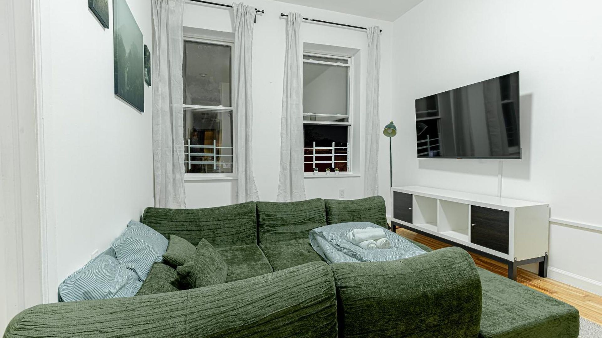 Modern 2br Near Laguardia & Subways