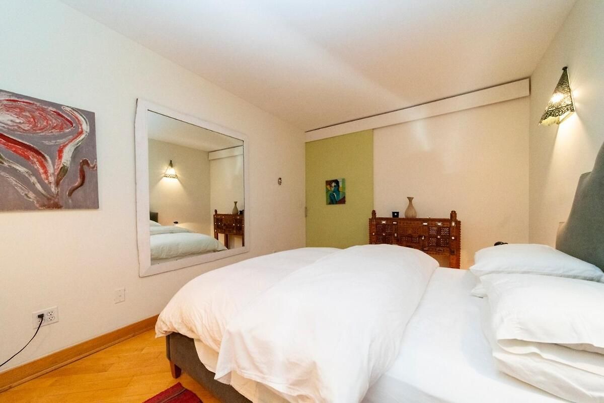 Lovely Brownstone In W Harlem 4 Bdr 3 Bath Garden Holiday home *