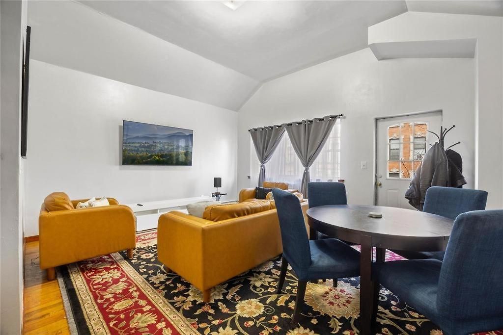 Spacious 3br Bronx 2ba Near Yankee Stadium & Nyc Holiday home *