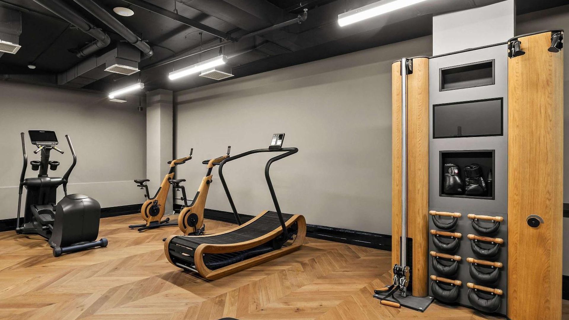 Freeman 703 By Rove Travel - With Shared Amenities * New York