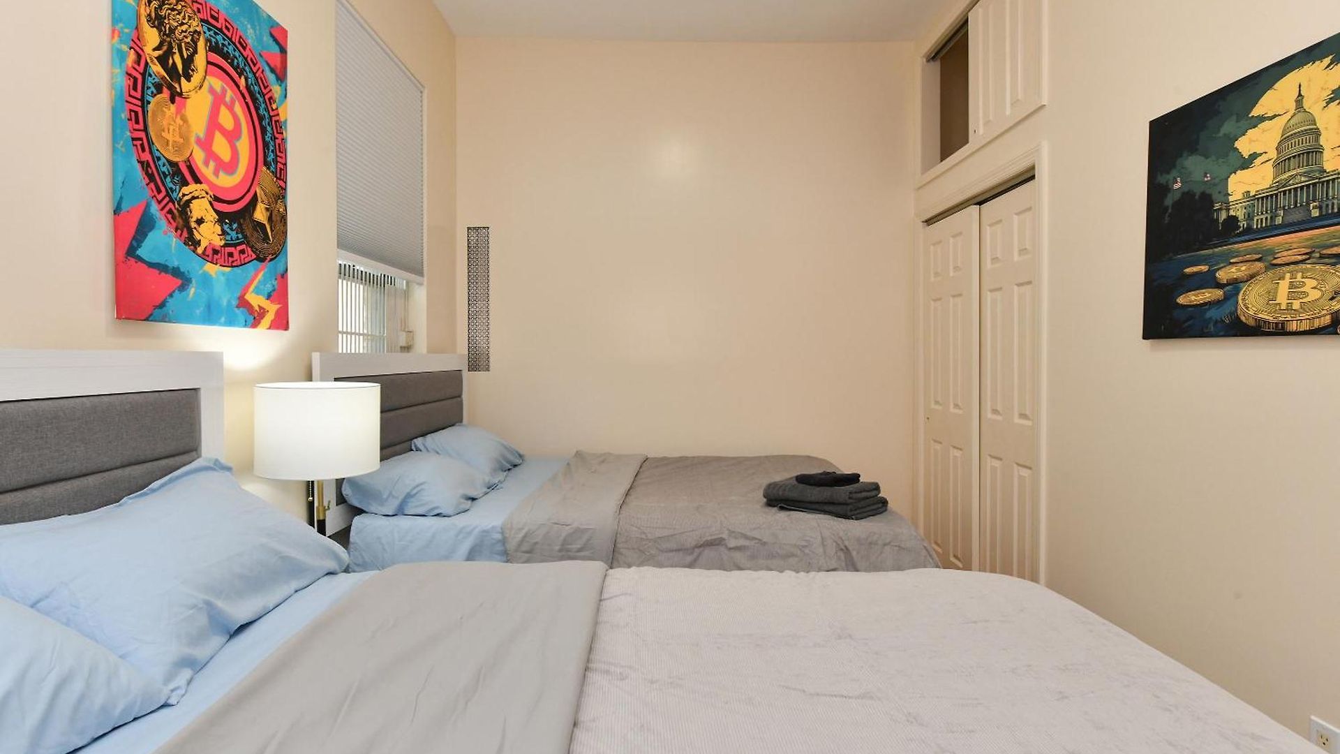 Cozy 2br Haven Right Above Park 2*