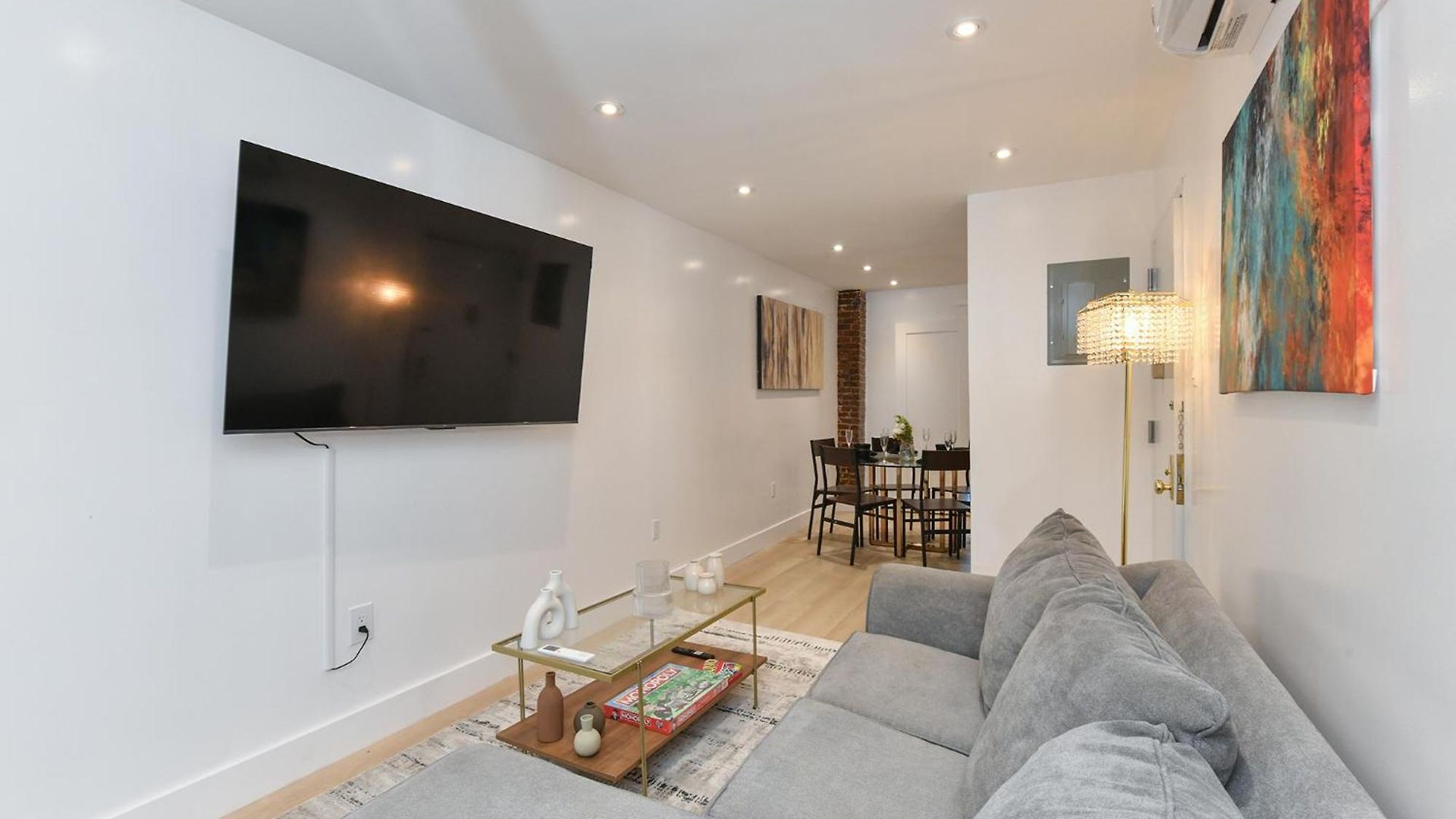 The Minute -3 Bedrooms -sleeps 13