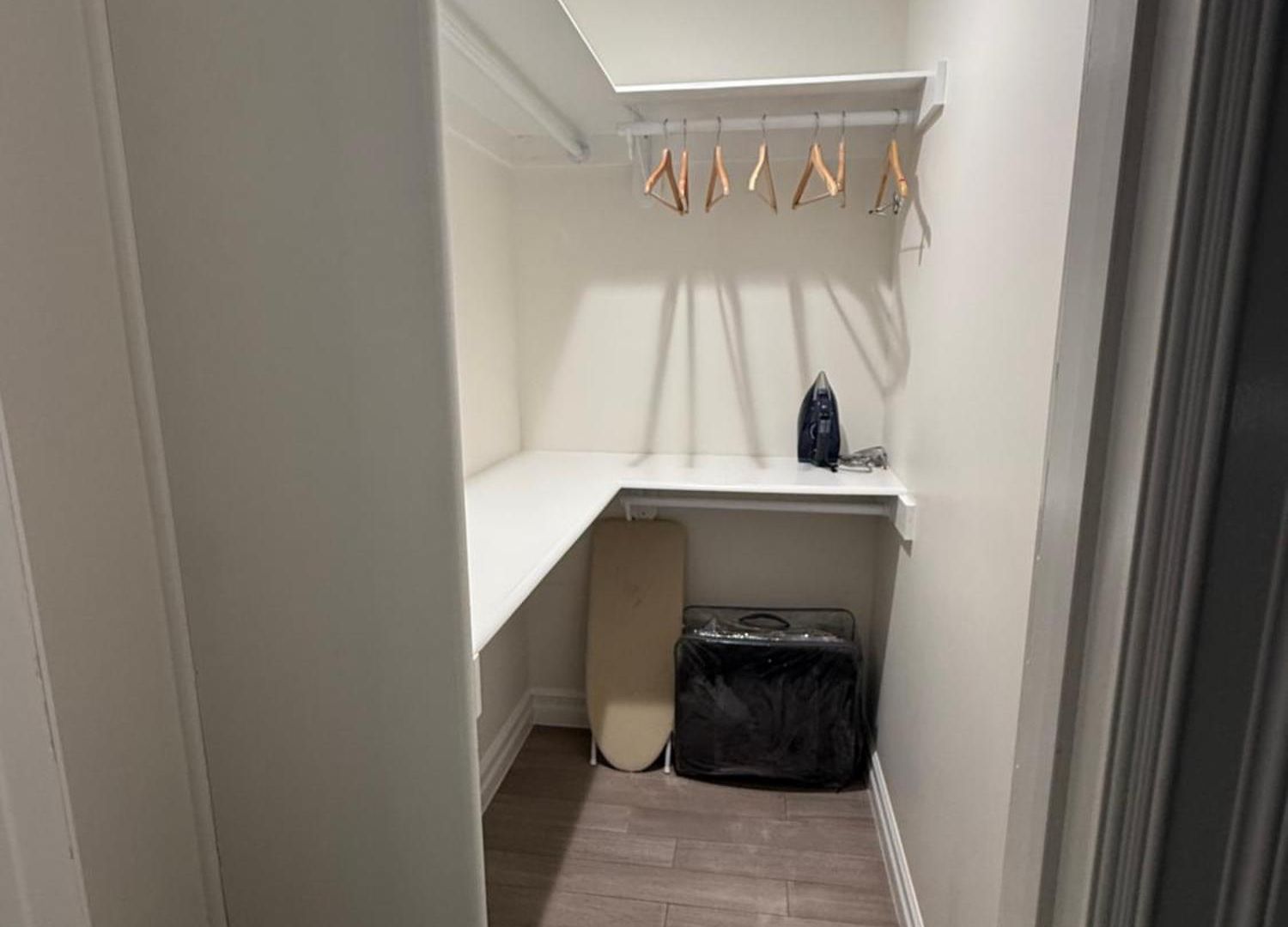 Homestay Private With Bath Near Laguardia Airport Lga