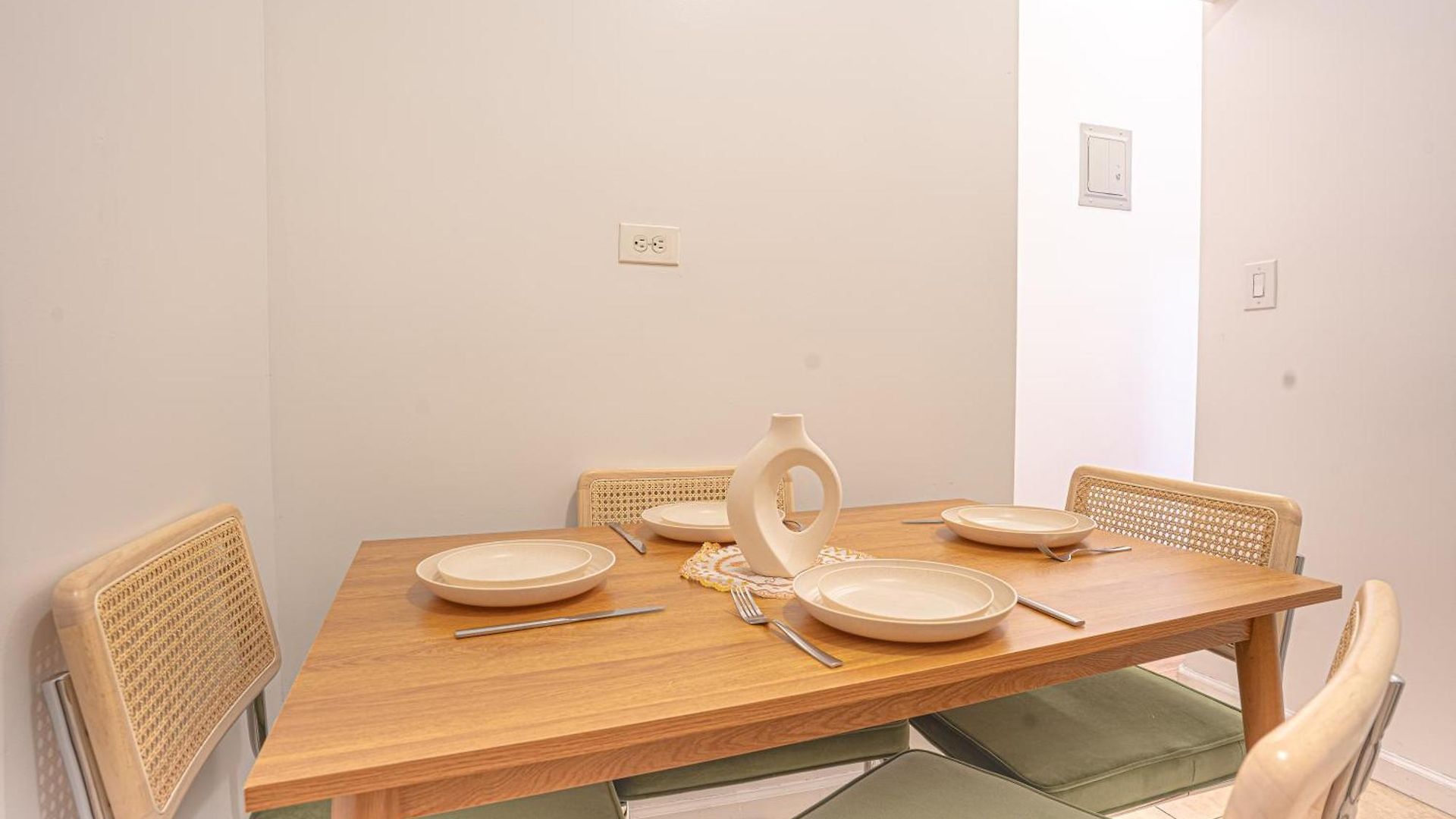Charm 2bd In Upper East Side With Backyard Aparthotel New York