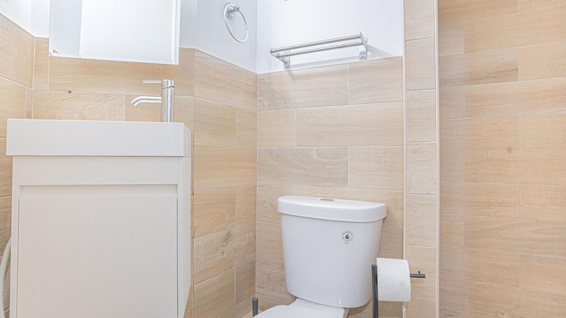 Aparthotel Charm 2bd In Upper East Side With Backyard *