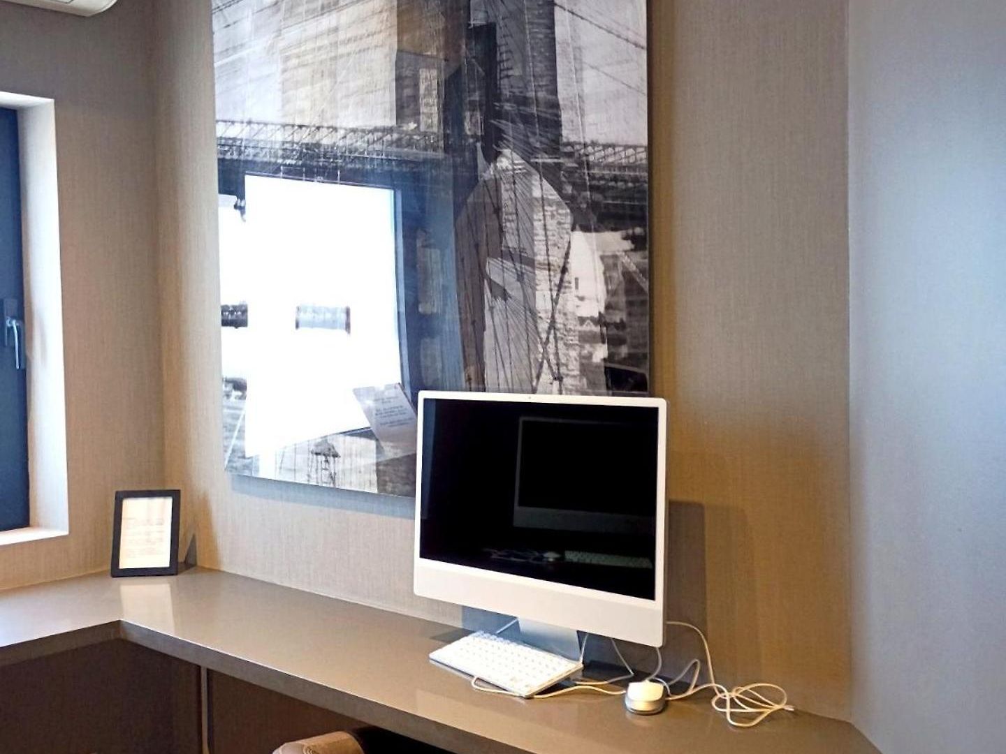Homestay In Nyc Steps Away From Park