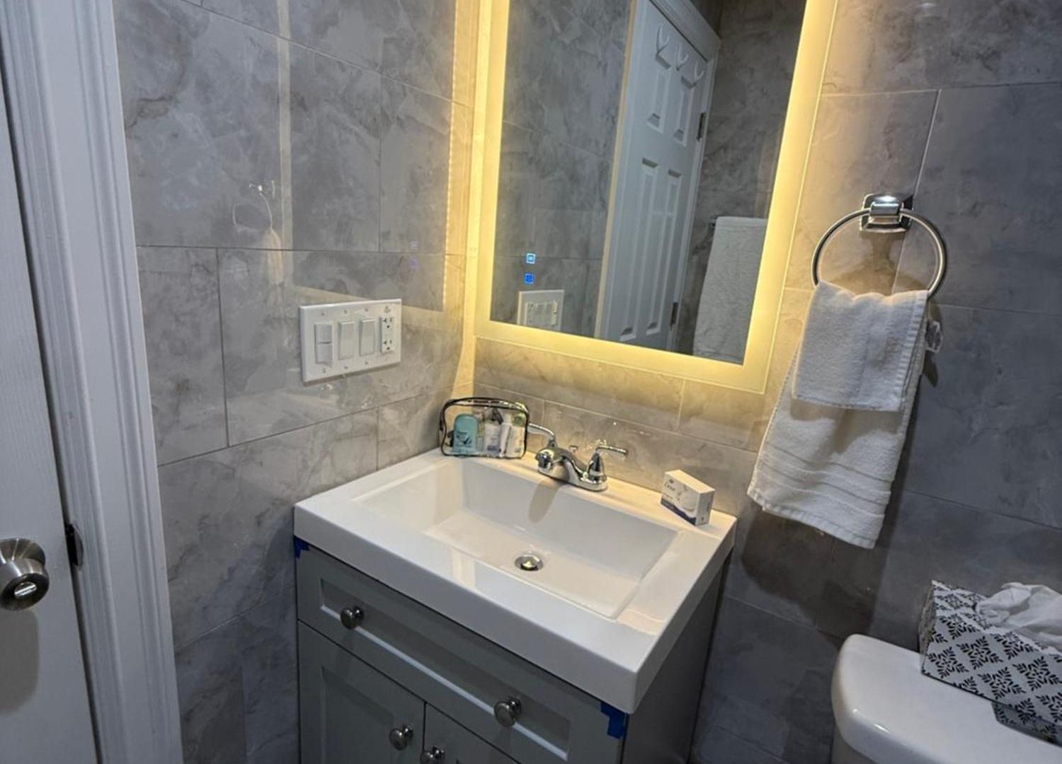 Private With Bath Near Laguardia Airport Lga Homestay New York