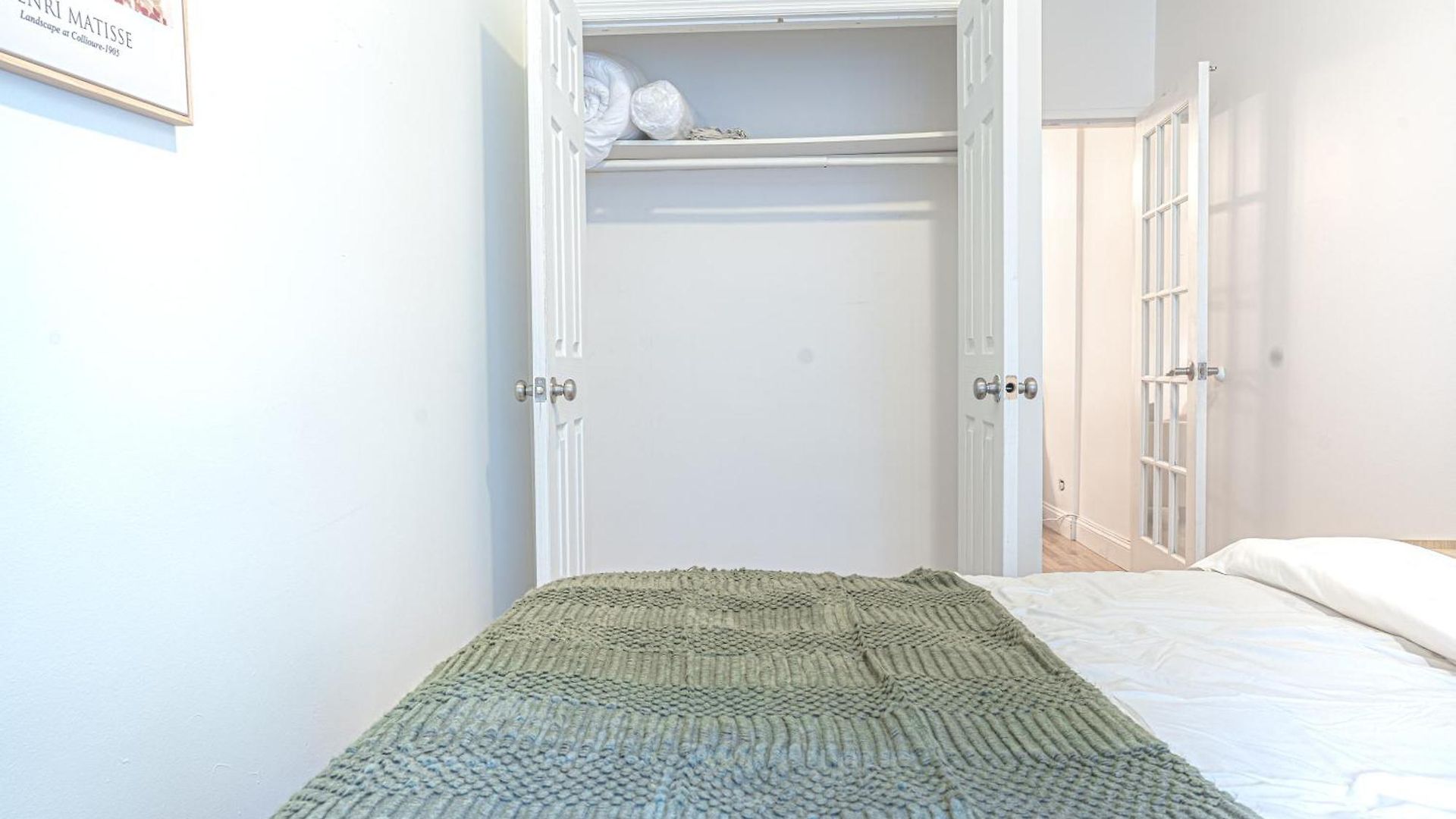 Charm 2bd In Upper East Side With Backyard *