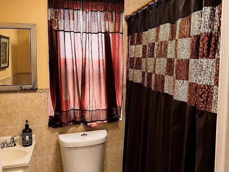 Luxury Pre-war Townhouse Bronx 5br Holiday home *