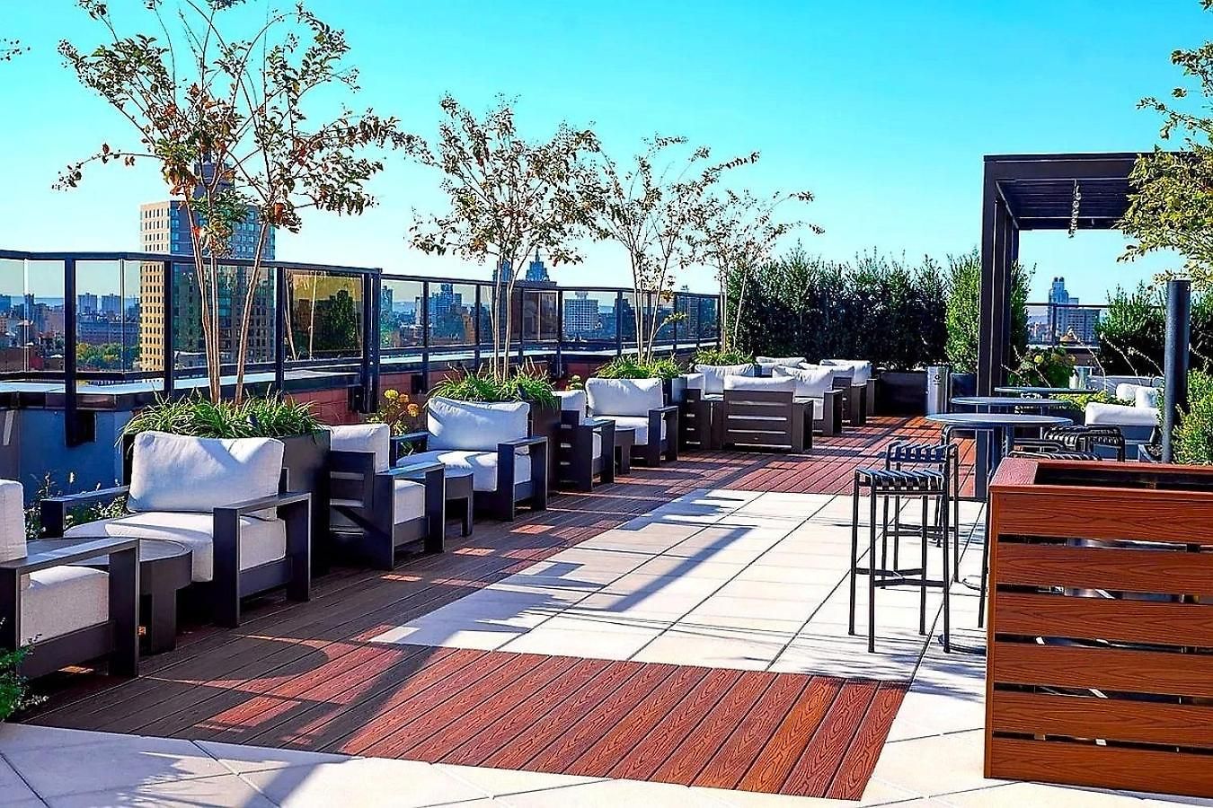 Homestay In Nyc Steps Away From Park New York