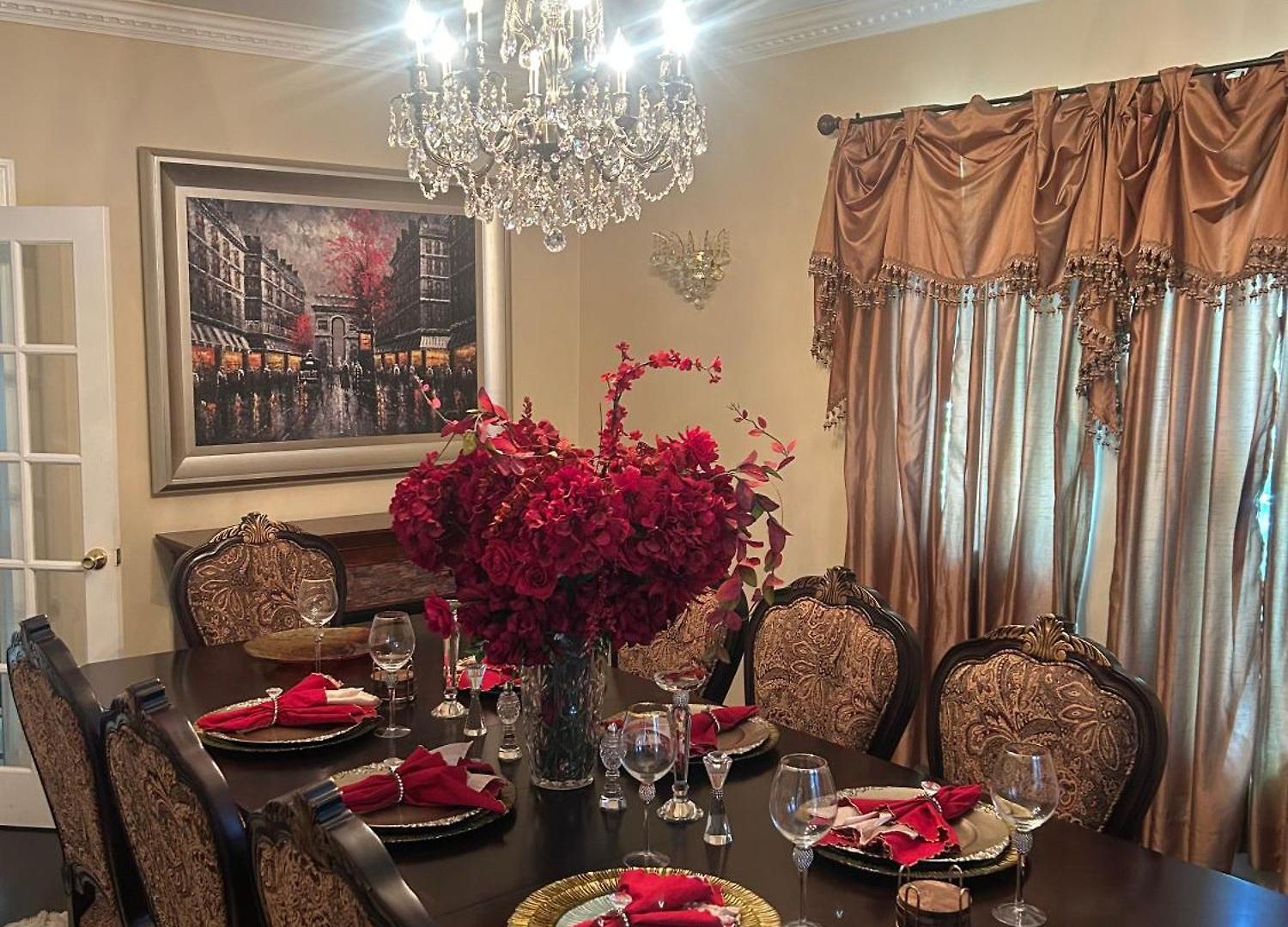 Luxury Pre-war Townhouse Bronx 5br Holiday home *