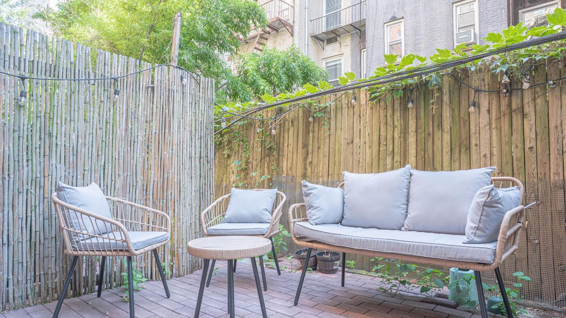Charm 2bd In Upper East Side With Backyard *