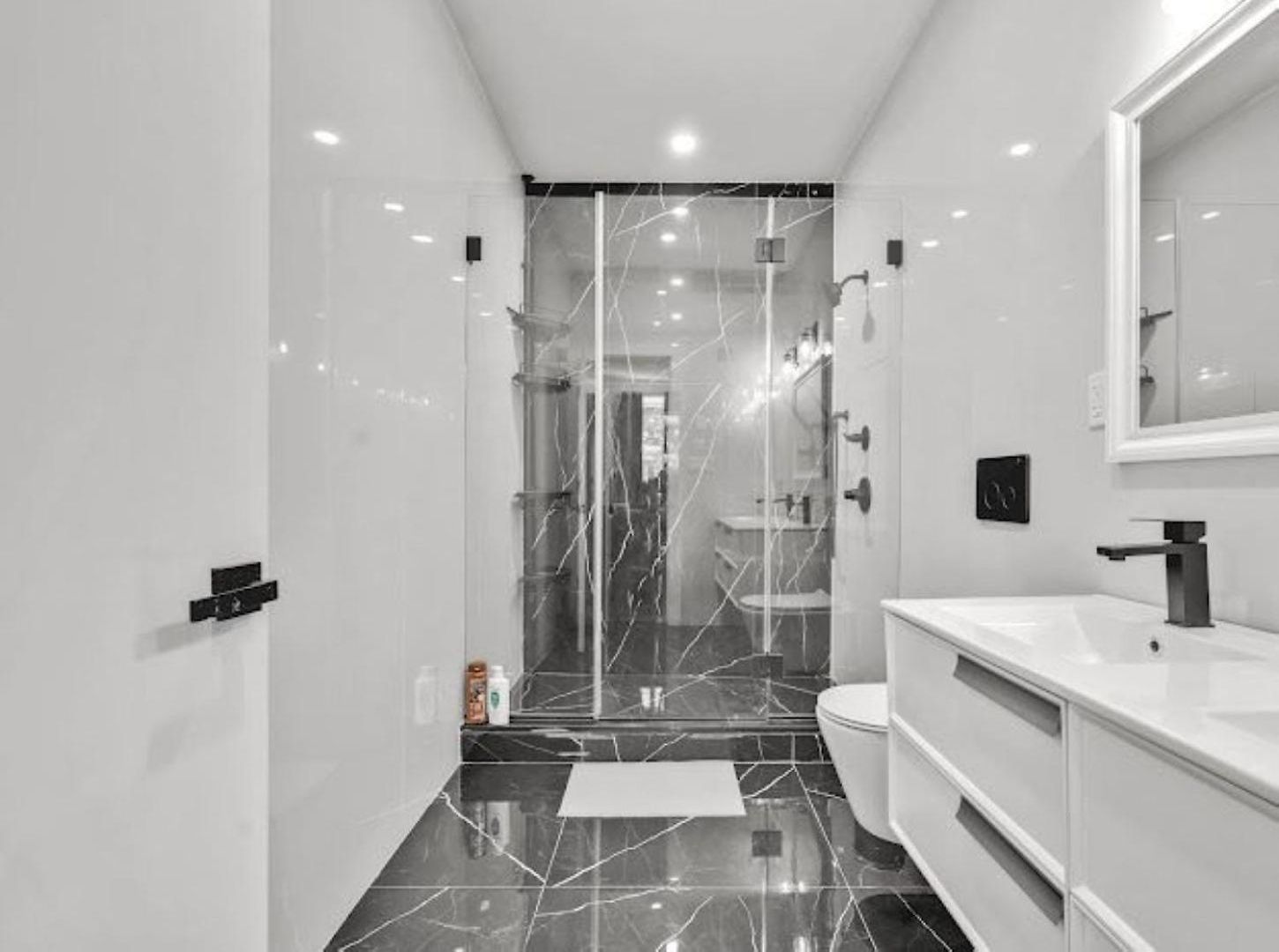 Jimmy's Brownstone Penthouse! Its Personal, Luxury, Your Away From Home!! * New York