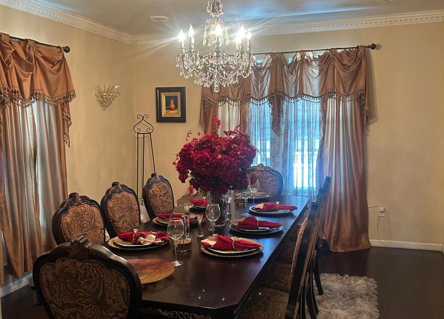 Luxury Pre-war Townhouse Bronx 5br * New York