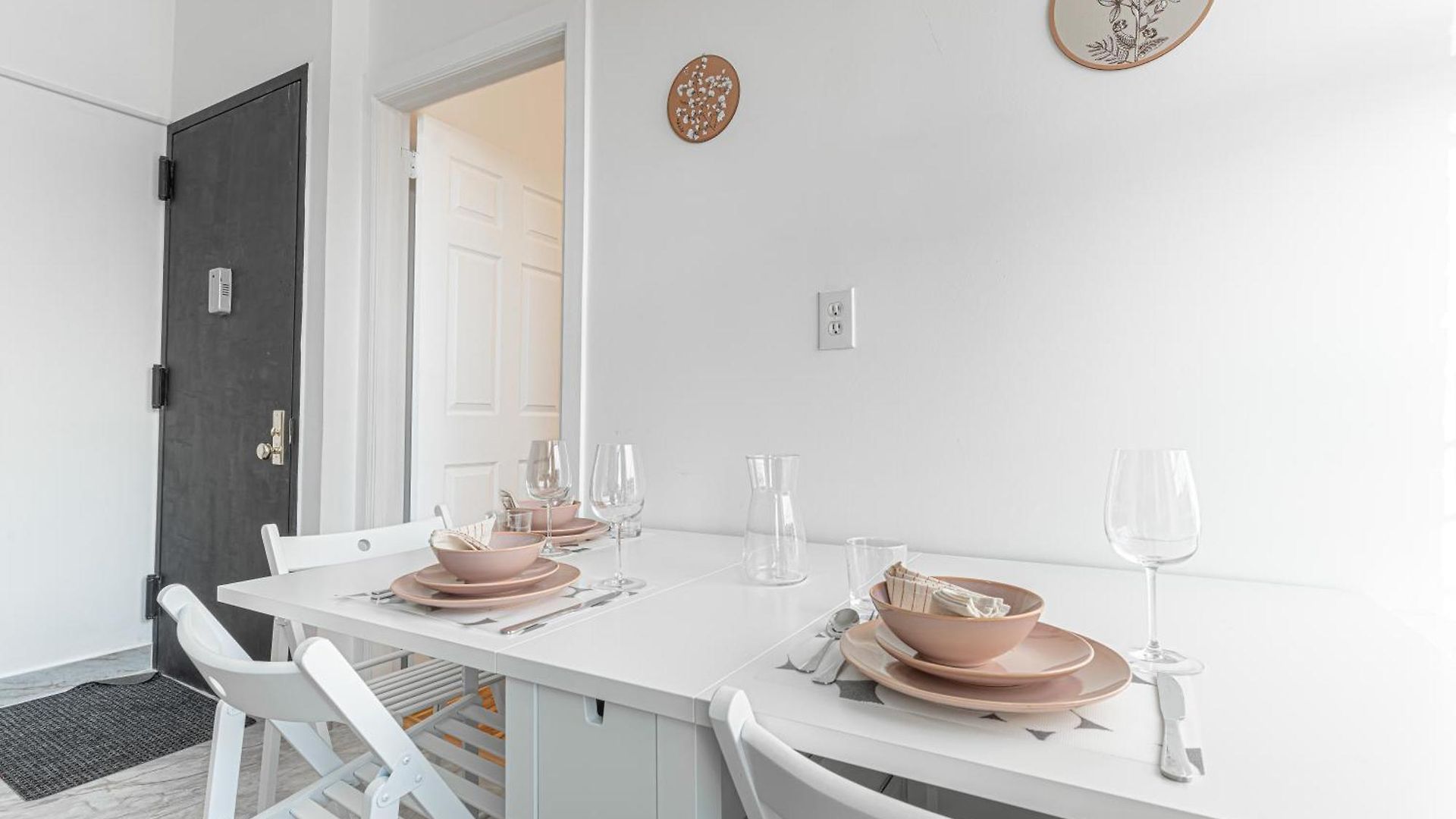 Modern 2br Near Laguardia & Subways * New York