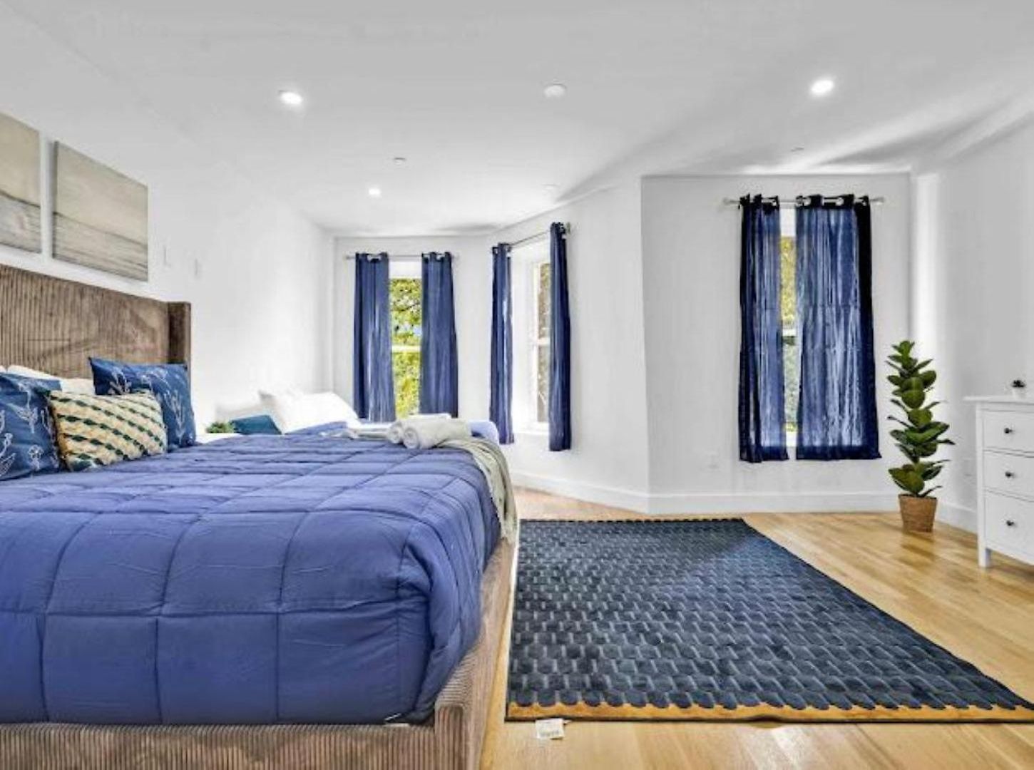 Homestay Jimmy's Brownstone Penthouse! Its Personal, Luxury, Your Away From Home!! New York