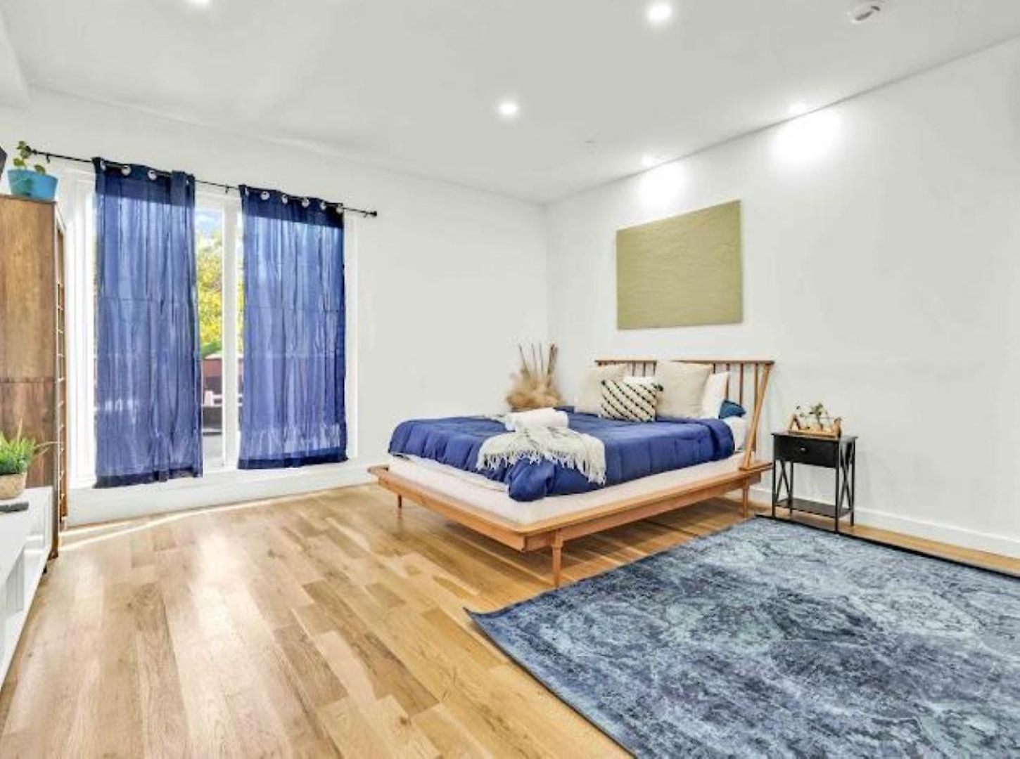 Jimmy's Brownstone Penthouse! Its Personal, Luxury, Your Away From Home!! Homestay