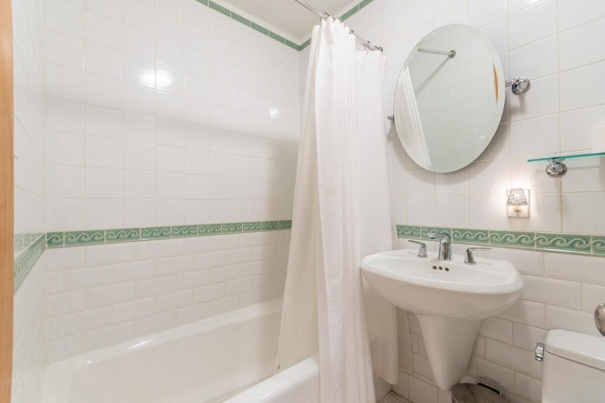 Lovely Brownstone In W Harlem 4 Bdr 3 Bath Garden Holiday home