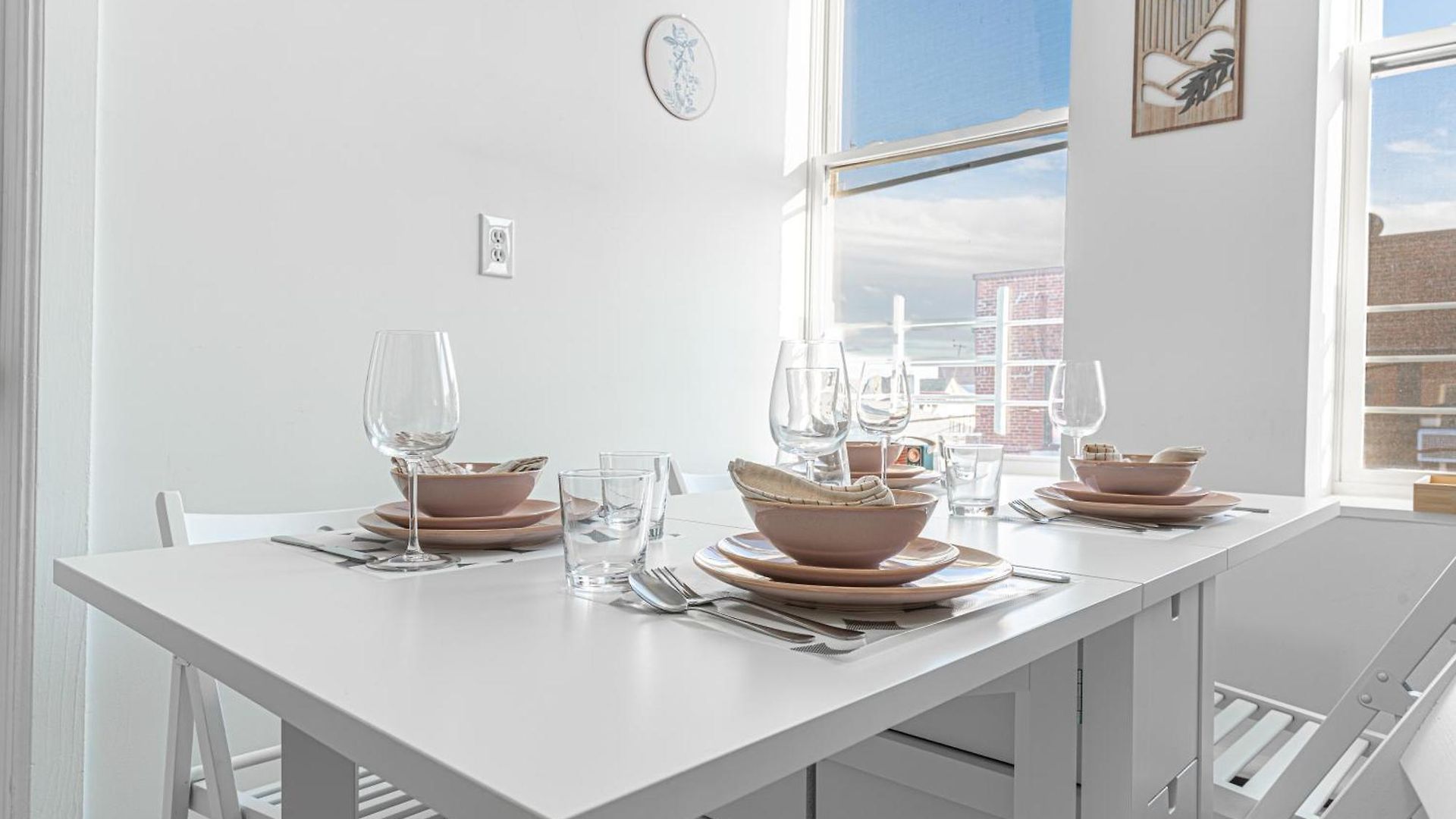 Modern 2br Near Laguardia & Subways New York
