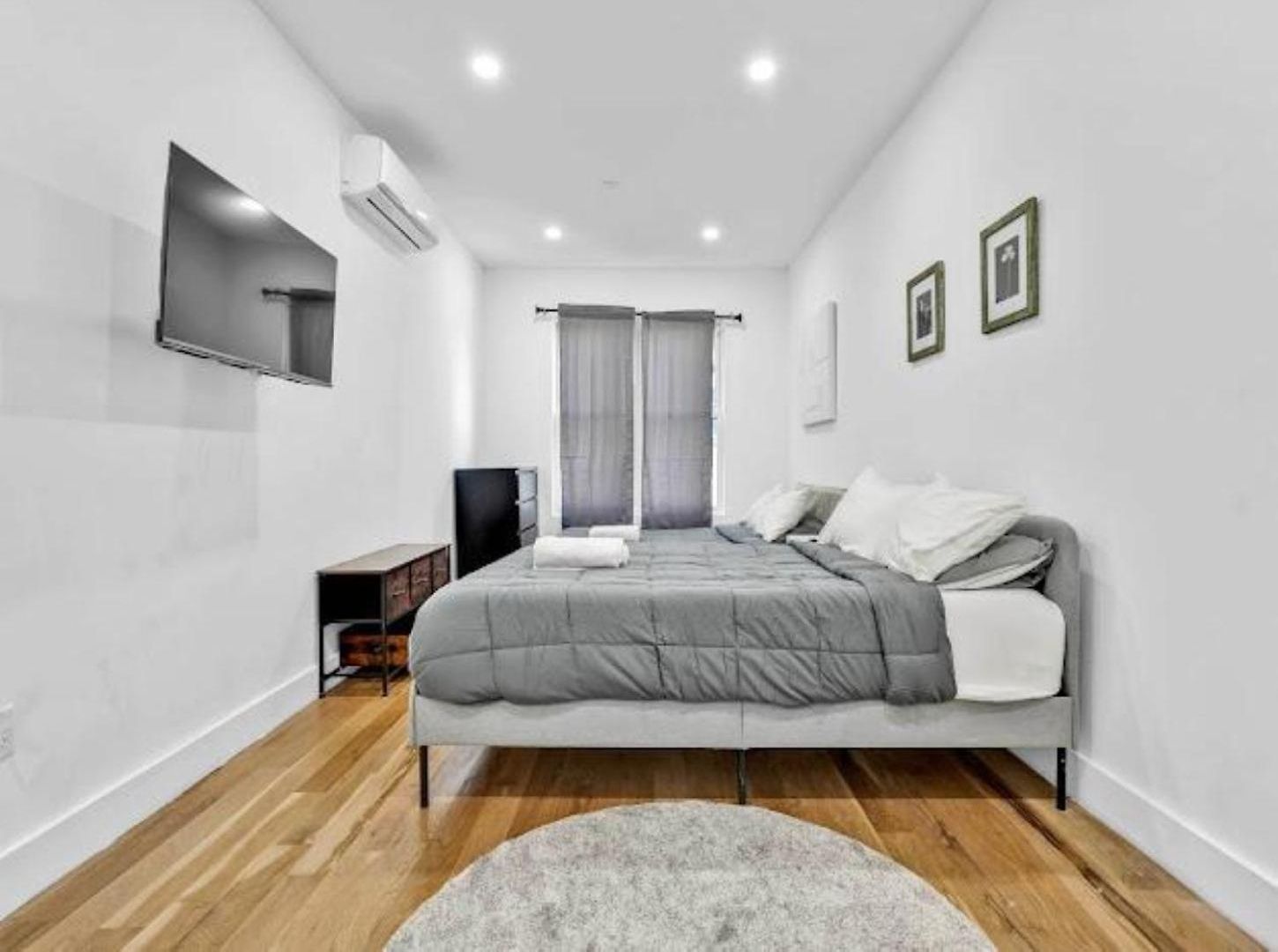 Jimmy's Brownstone Penthouse! Its Personal, Luxury, Your Away From Home!! Homestay *
