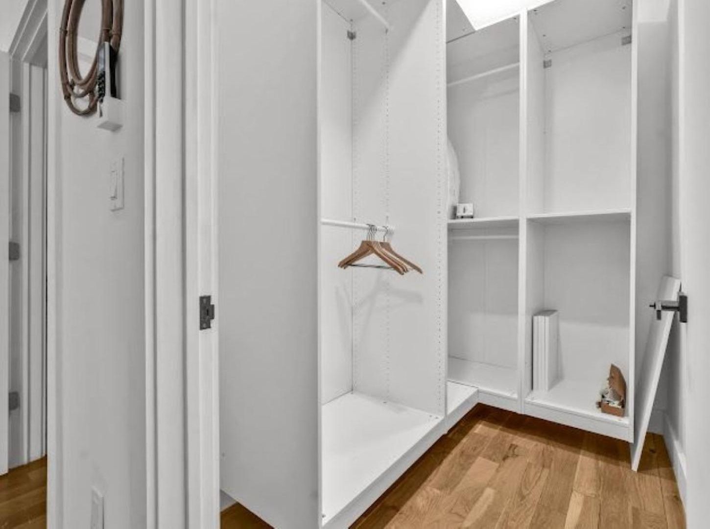 Jimmy's Brownstone Penthouse! Its Personal, Luxury, Your Away From Home!! Homestay New York