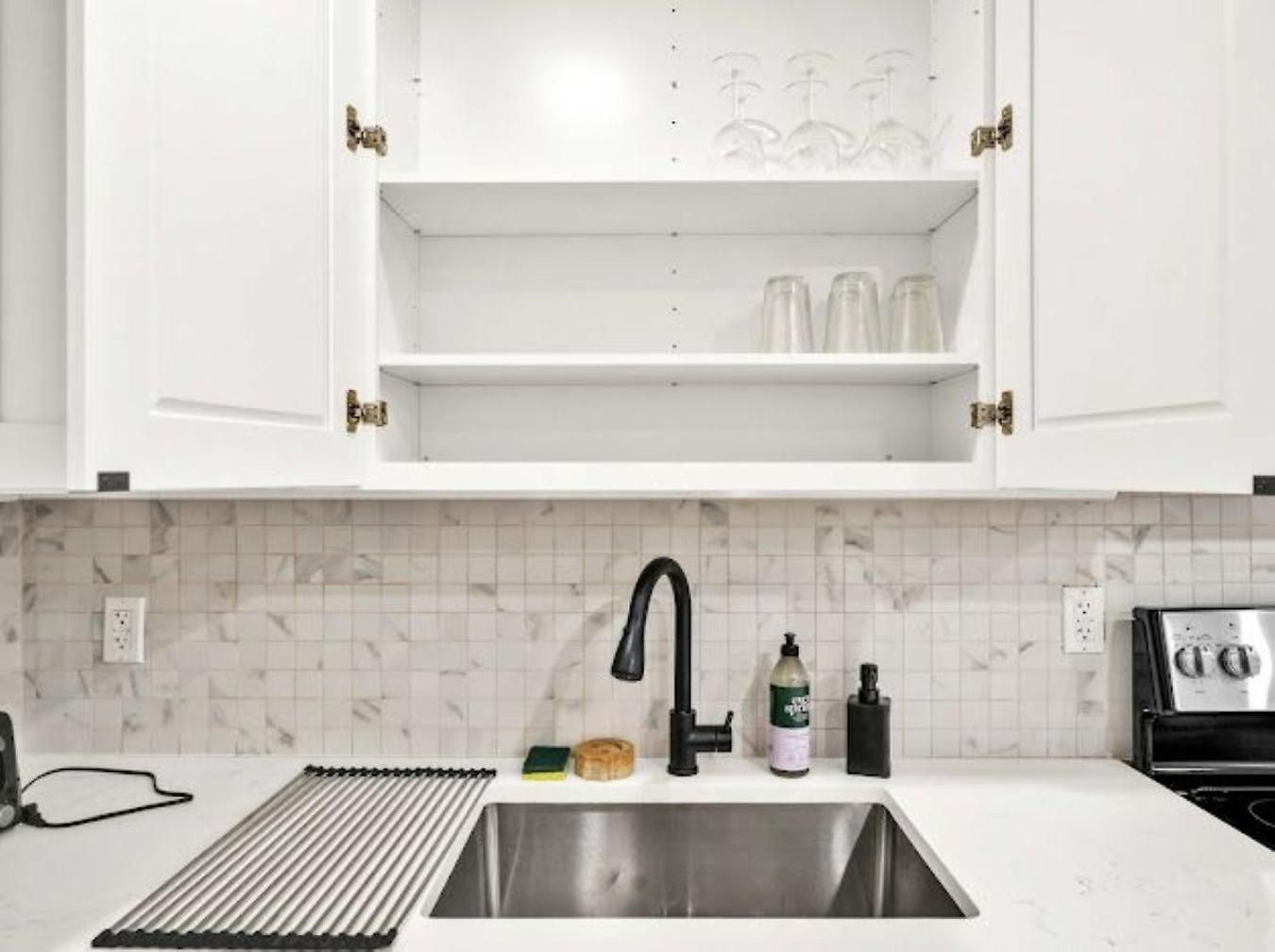 Jimmy's Brownstone Penthouse! Its Personal, Luxury, Your Away From Home!! New York