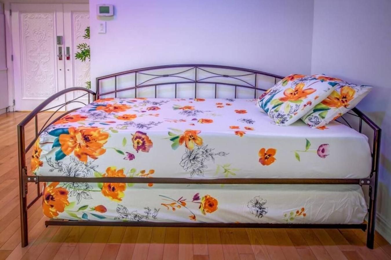 Holiday home Bayside Queens 6br Gated With Private Heated Pool Game And Water Views *