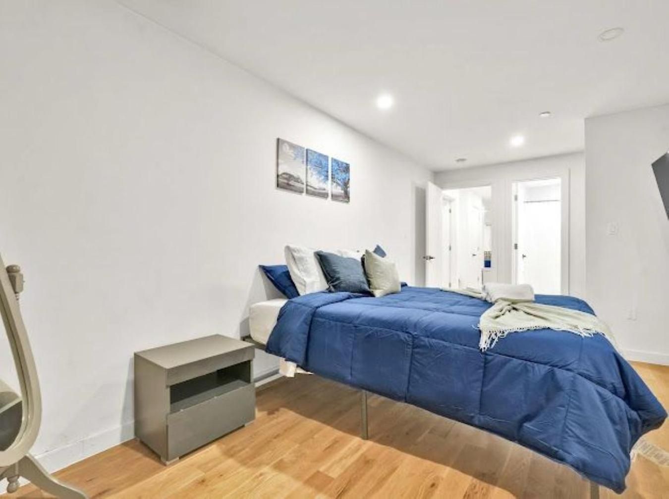 Jimmy's Brownstone Penthouse! Its Personal, Luxury, Your Away From Home!! * New York