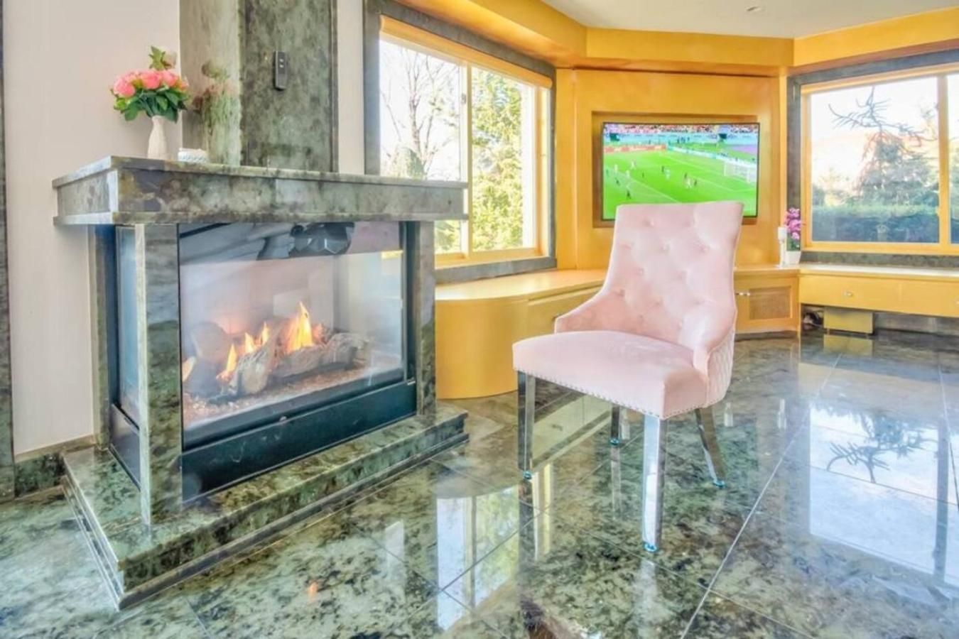Bayside Queens 6br Gated With Private Heated Pool Game And Water Views New York
