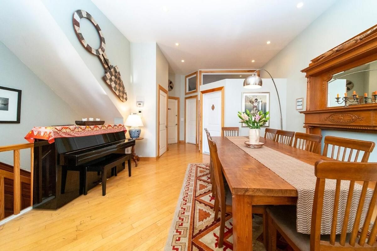 Lovely Brownstone In W Harlem 4 Bdr 3 Bath Garden * New York