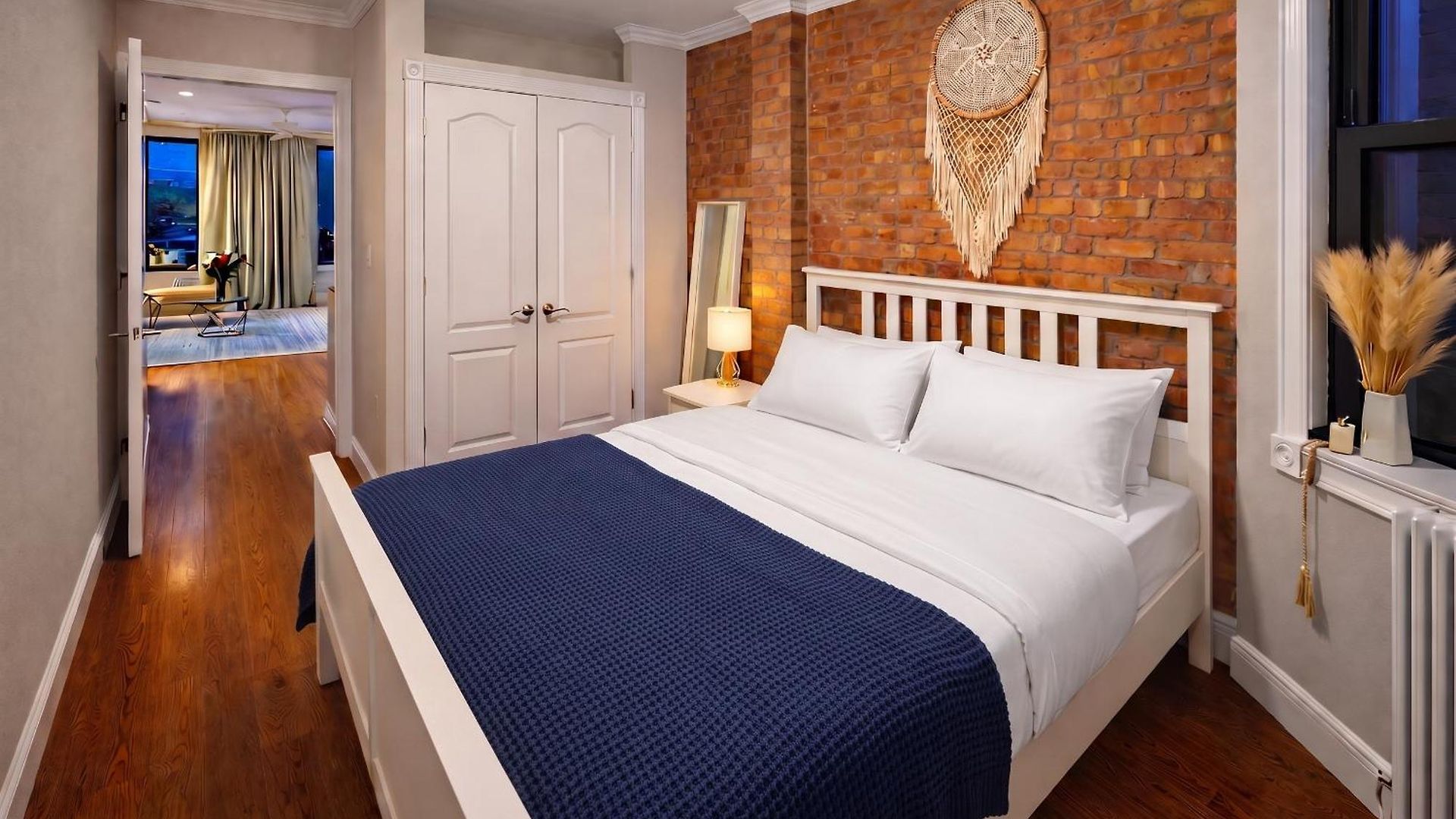 1 Bd Manhattan Unit New York