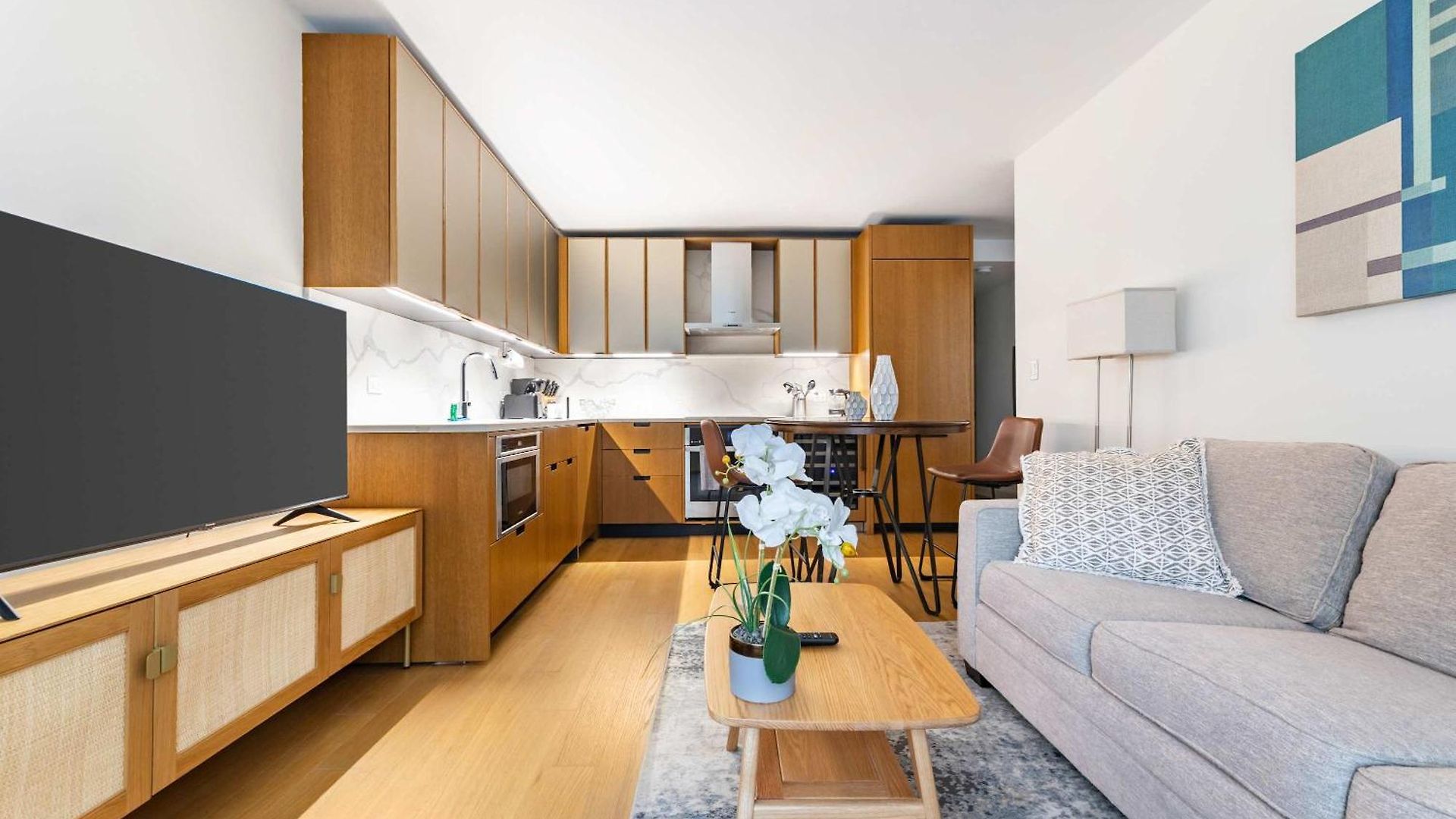 Apartment Luxury 1br With Rooftop Gym & Laundry