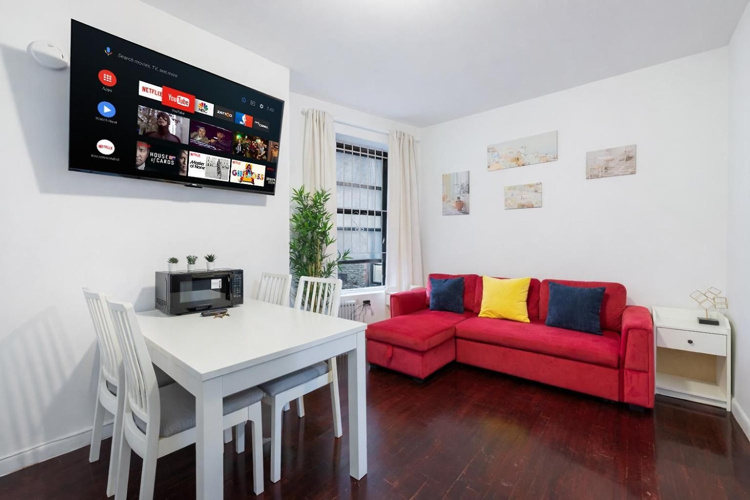 Apartment 2 Bedroom Stylish Unit *