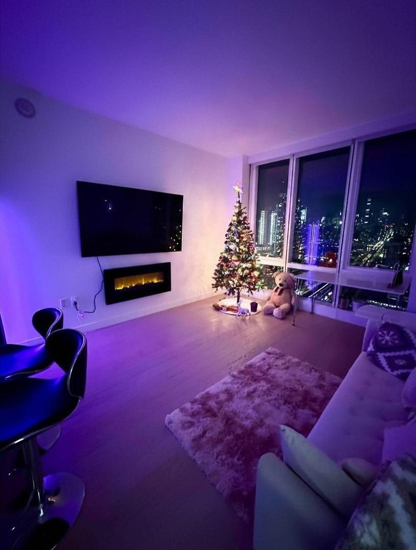1 Stop To Midtown Spectacular Panoramic View Luxury High Rise Corner 1 Bedroom Apartment *