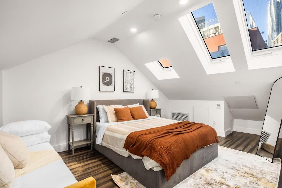 Family-friendly Nyc Retreat Walk To Seaport Apartment