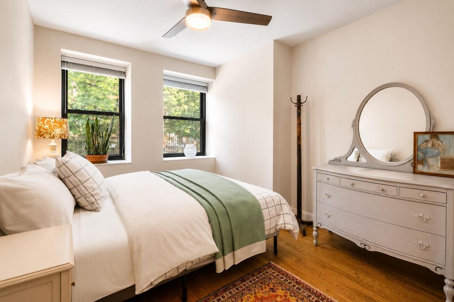 Stylish Harlem Duplex With Private Patio Near Park Apartment New York