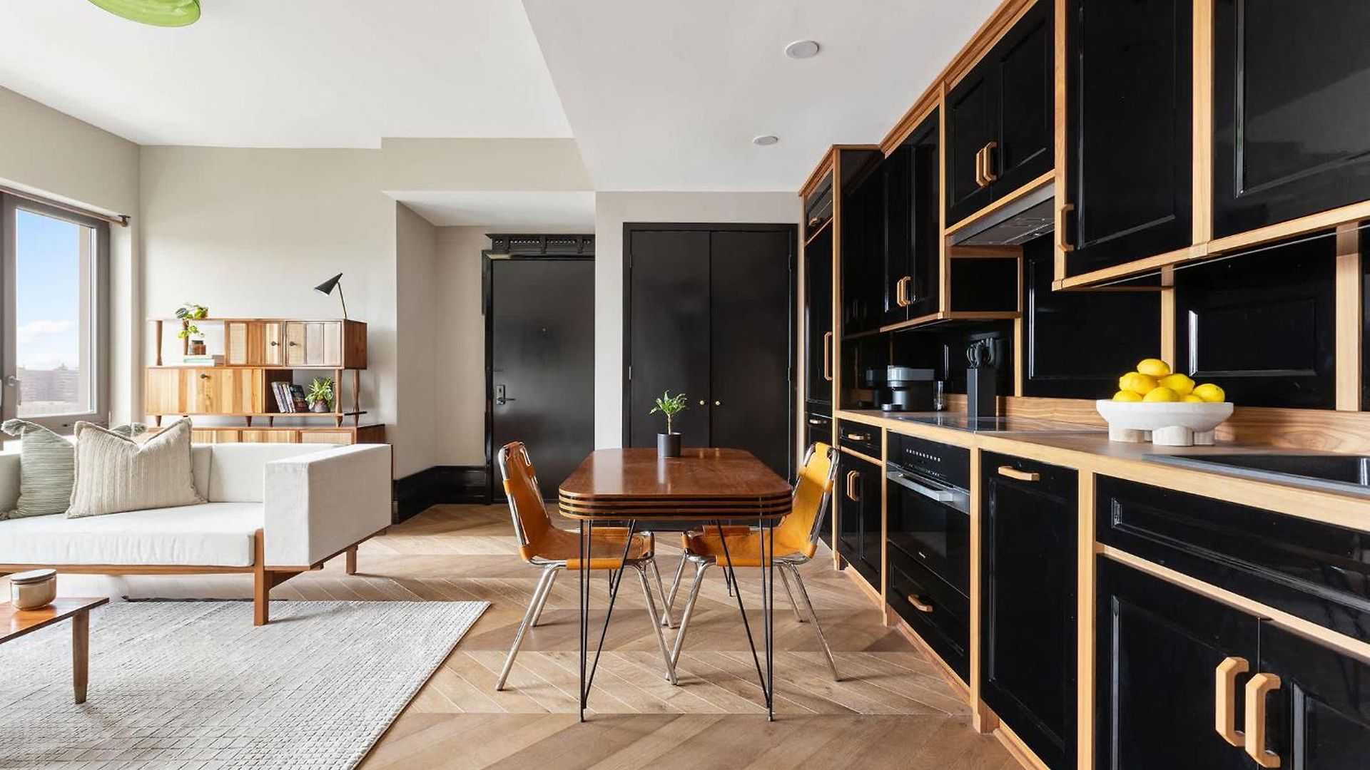 Apartment Freeman 1303 By Rove Travel - 1br With Balcony New York