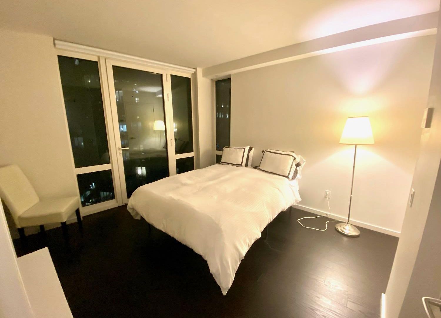 Apartment 1bed 30days Min Nr Grand With Washer Dryer In Unit *