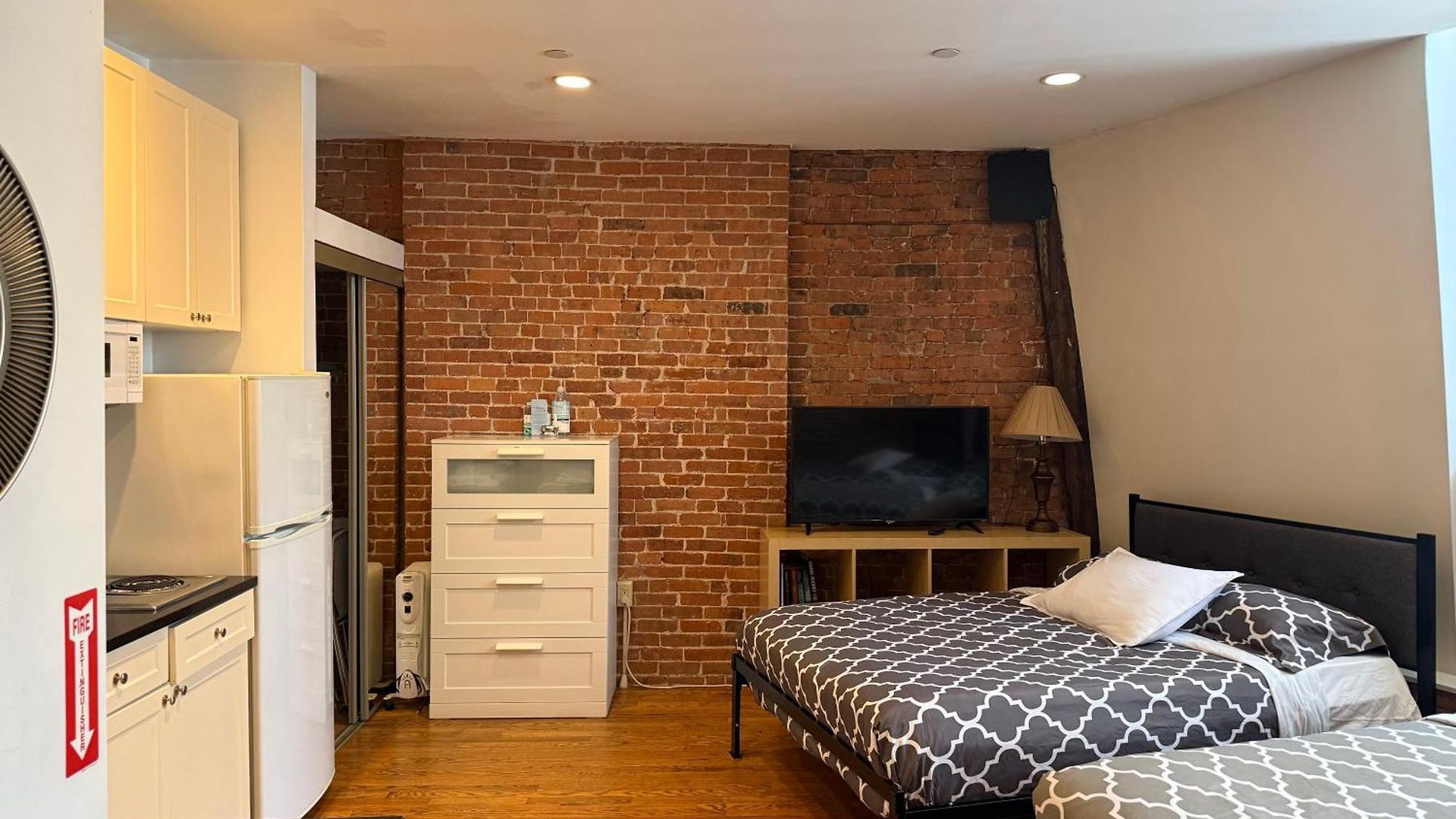 Manhattan House Apartment *