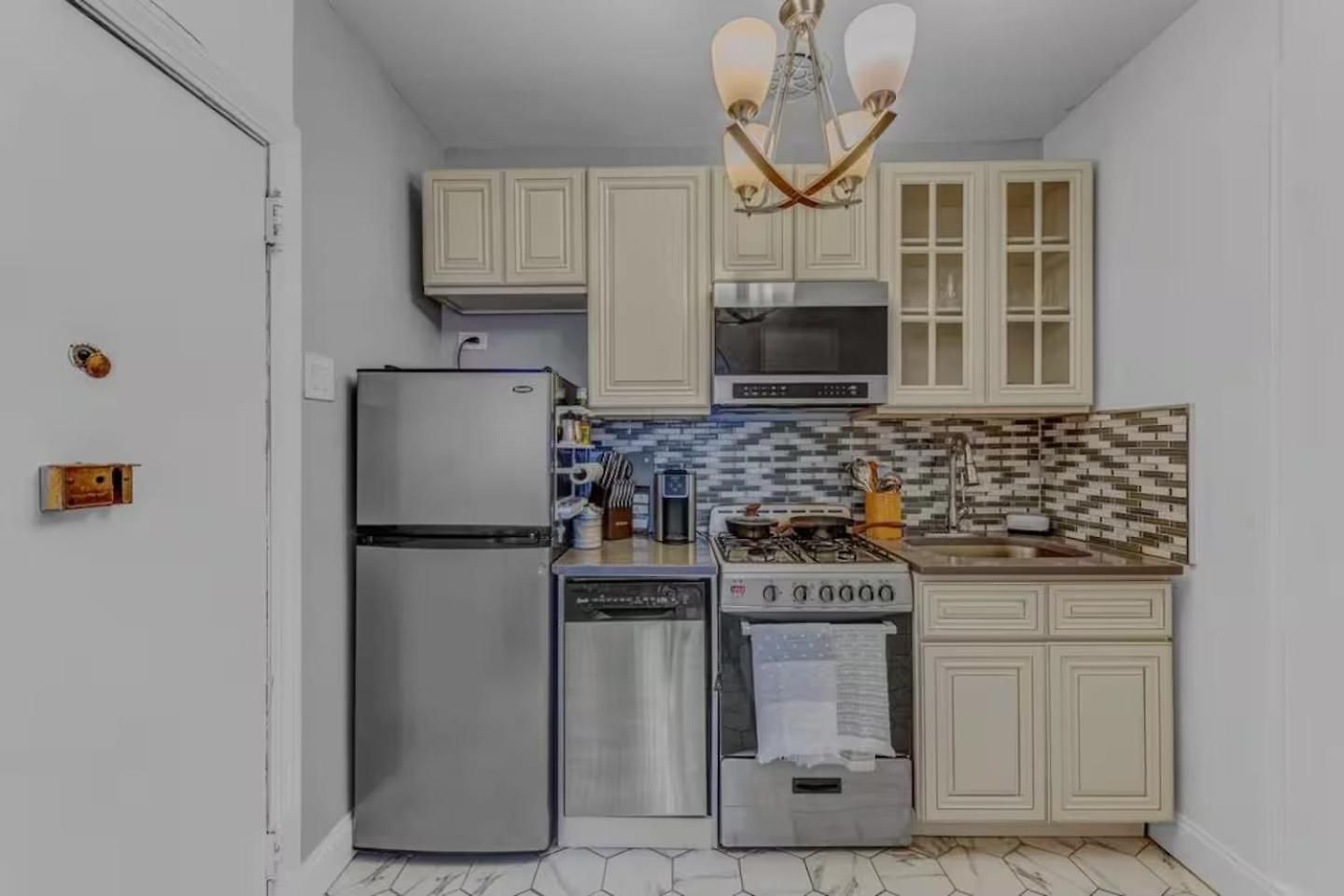 Cozy 2bd Brooklyn Heights Easy Access To Manhattan Apartment *