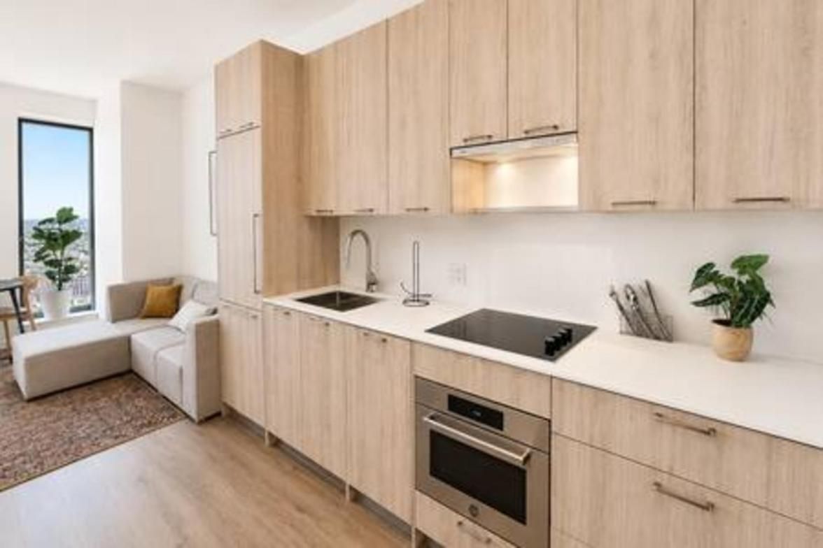 Luxury 1bd The Axel Full Service Building Apartment *