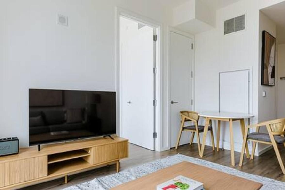 Modern 1br At The Axel Full Amenities Apartment New York