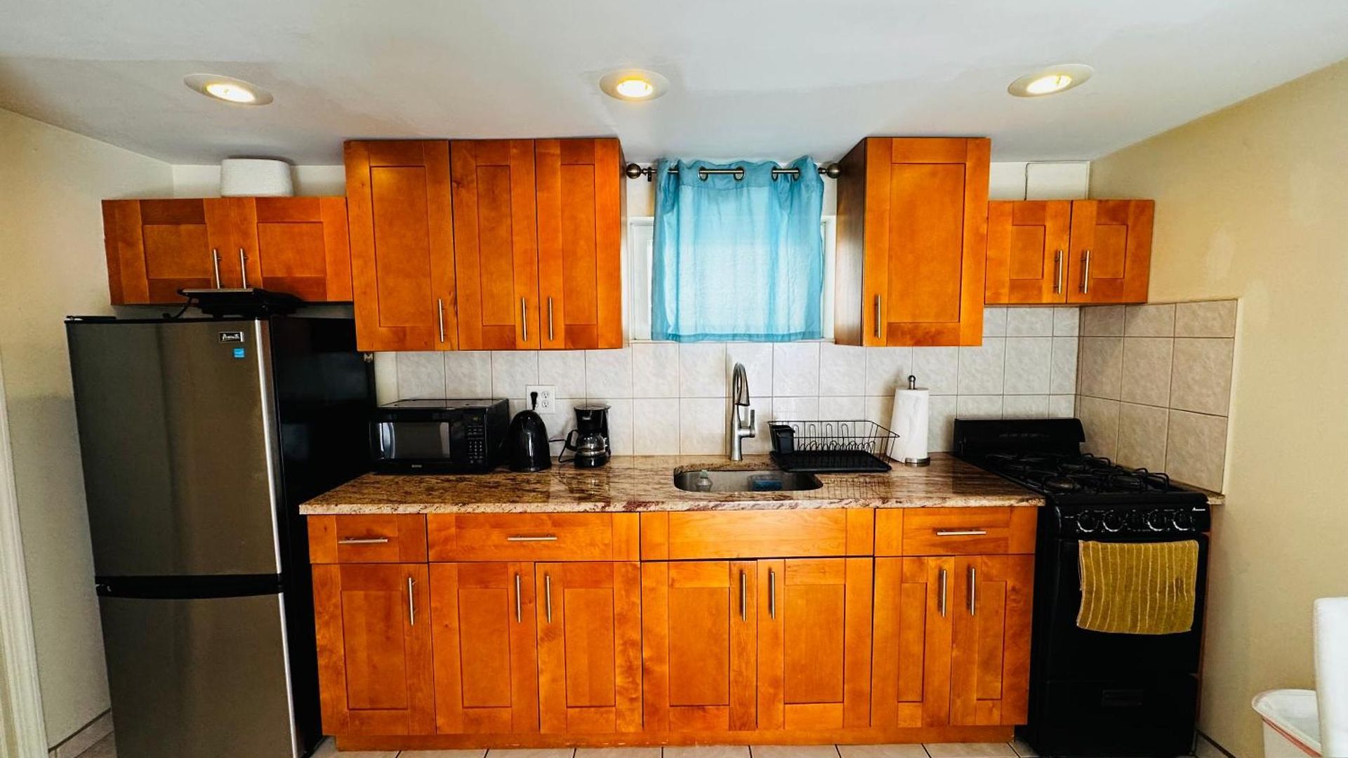 Queens Nyc Private One Bedroom Bathroom Kitchen * New York