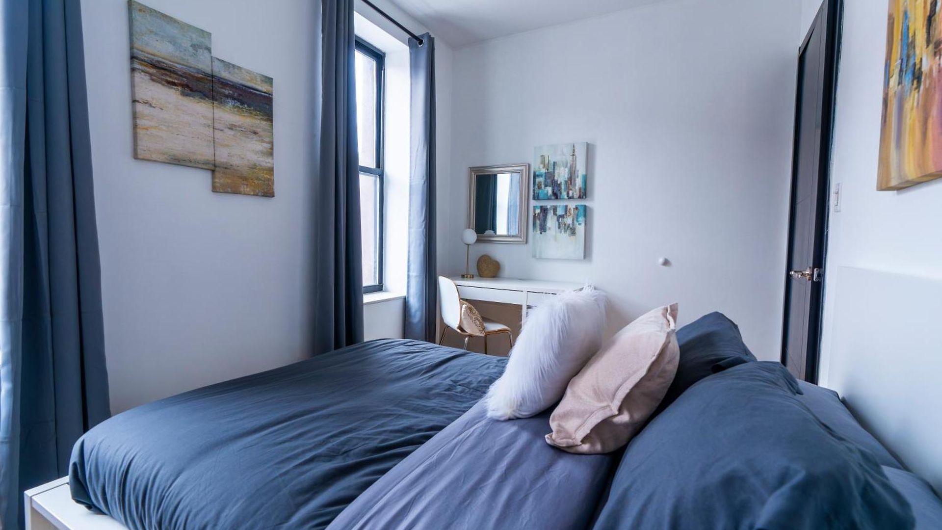 Apartment Park By New York
