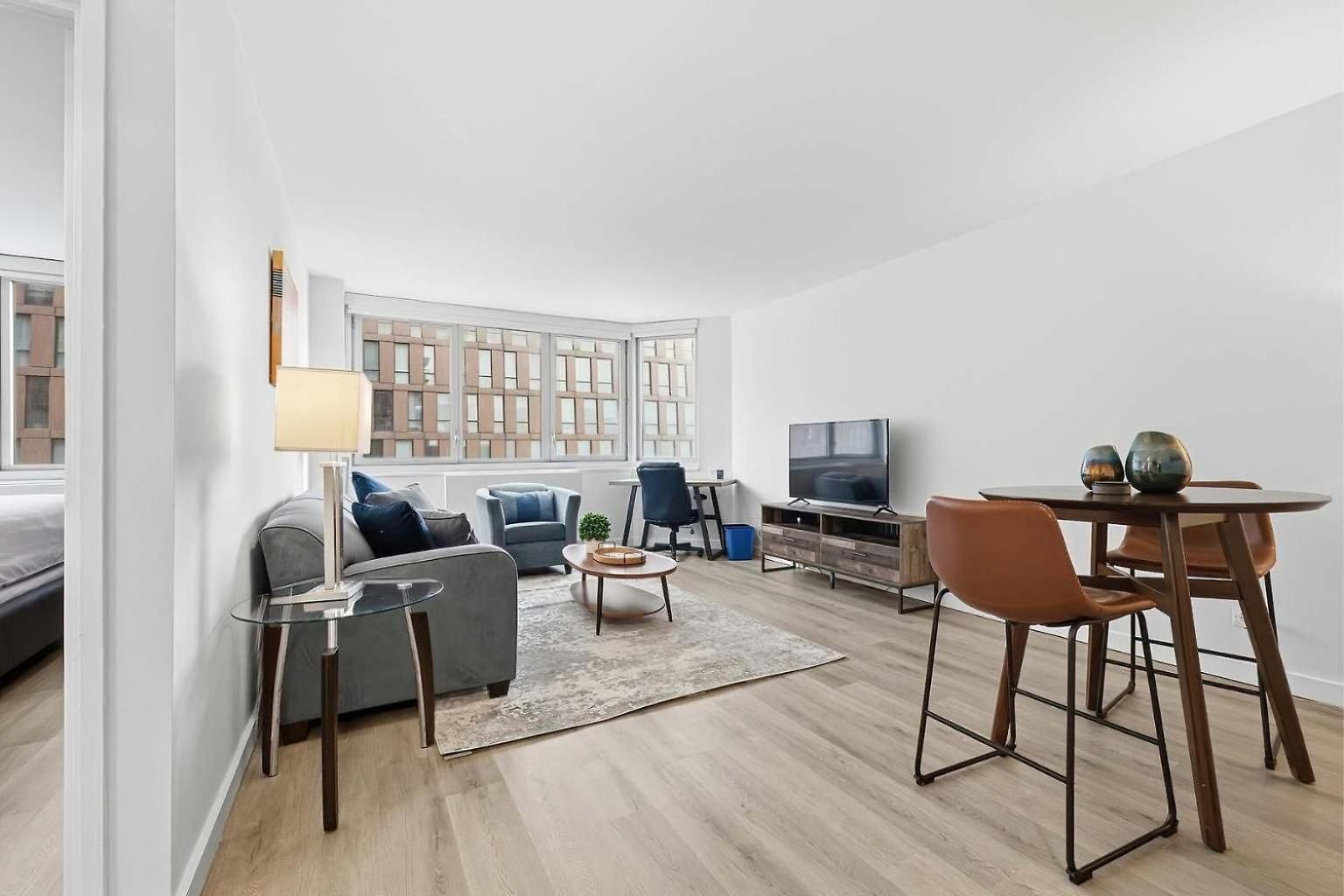 Spacious In Murray Hill