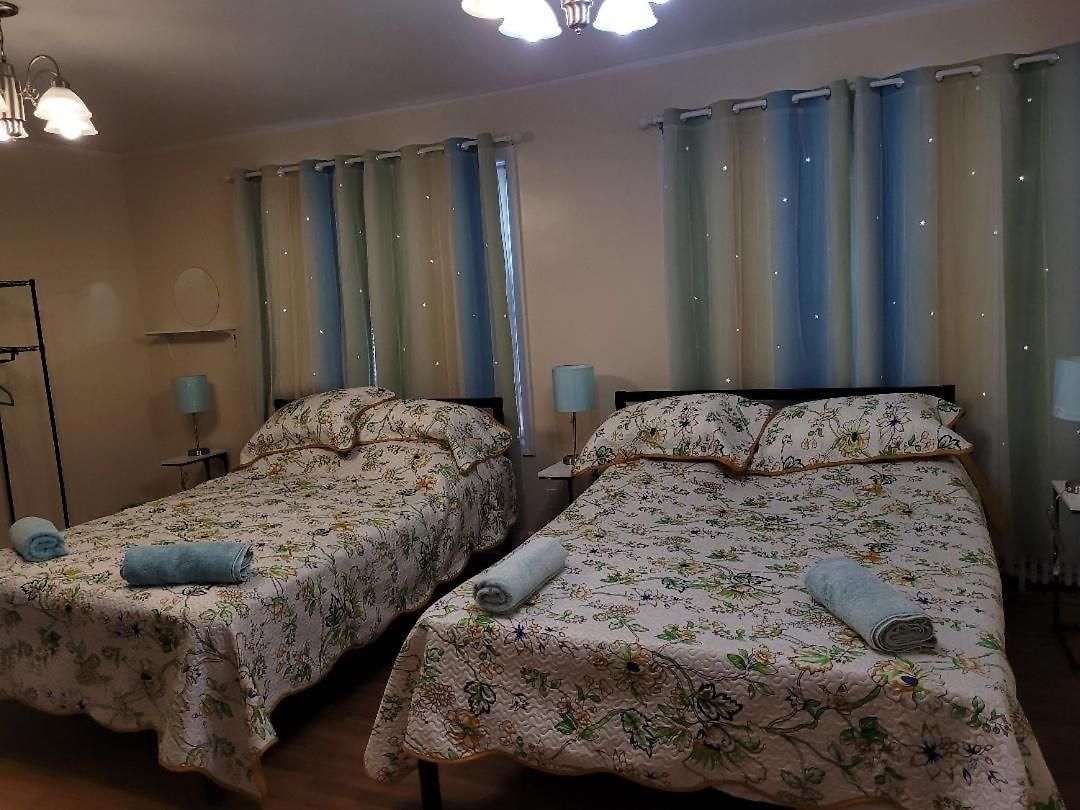Large Place With Backyard Apartment *